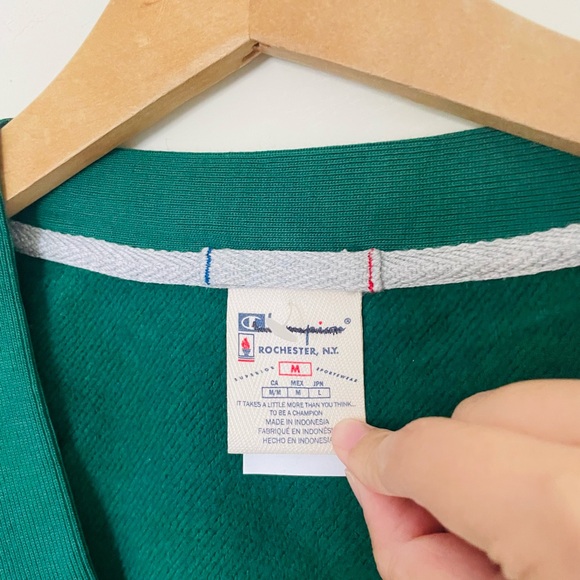 NWOT $80 Champion UO Exclusive Reverse Weave cardigan M - Picture 7 of 9